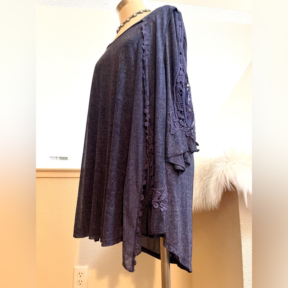 NWT L Blue Pretty Angel Lace Comfortable Versatile Tunic HTF RARE - Picture 4 of 9